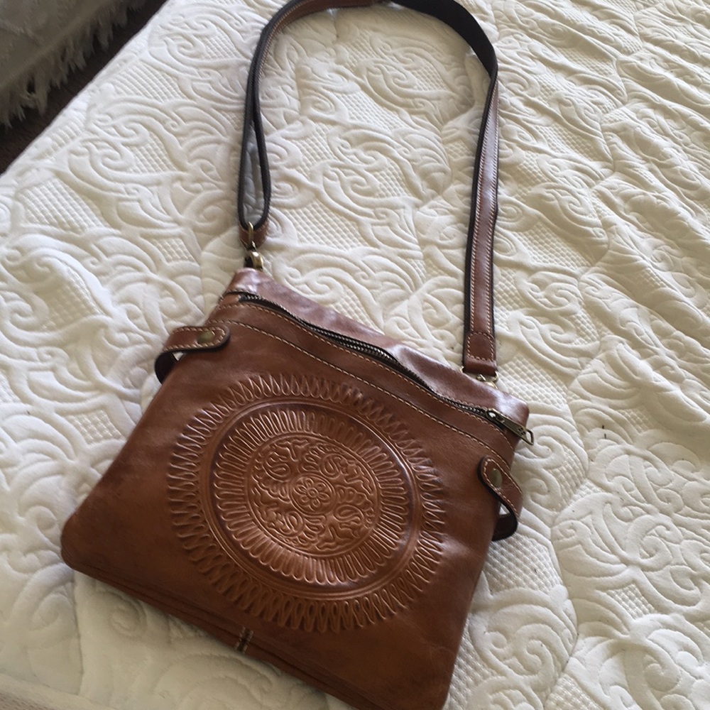 Patricia Nash cross body purse